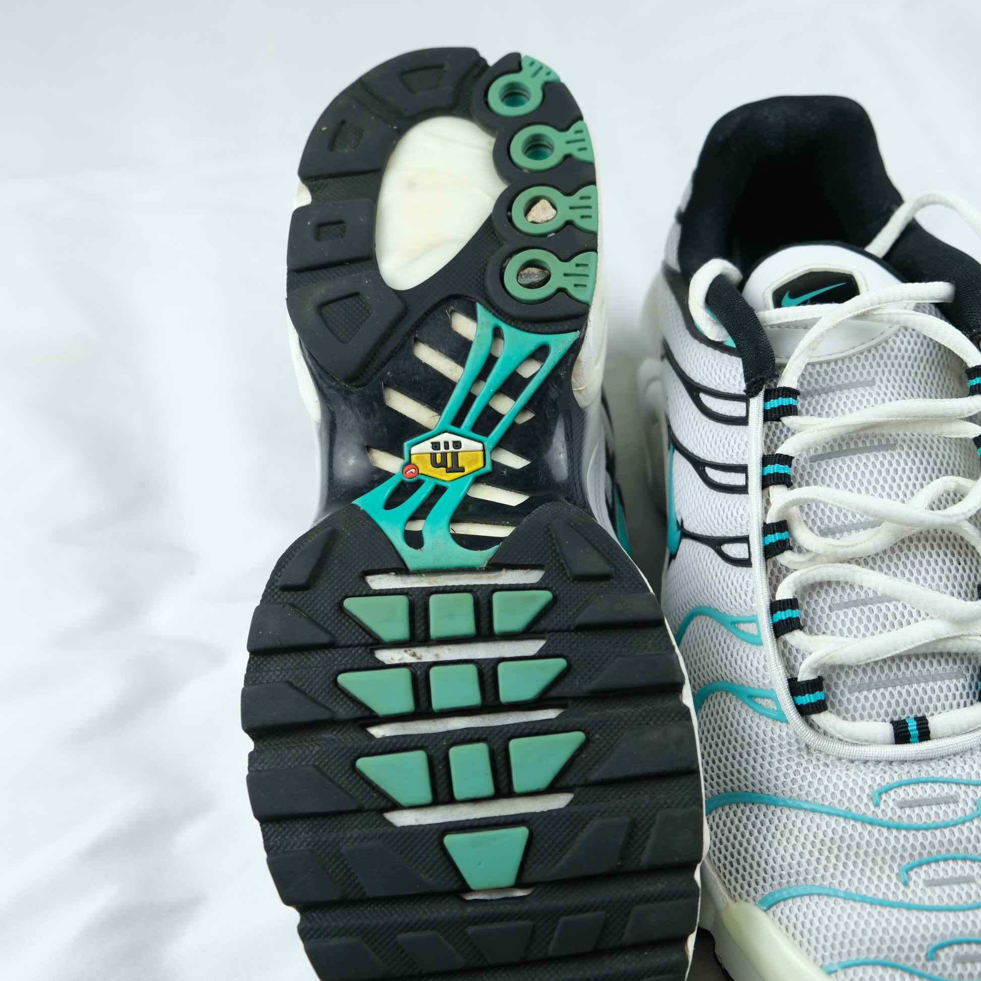 Nike TN White Hyper Jade Schuh Vintage schwarz Ansicht 4