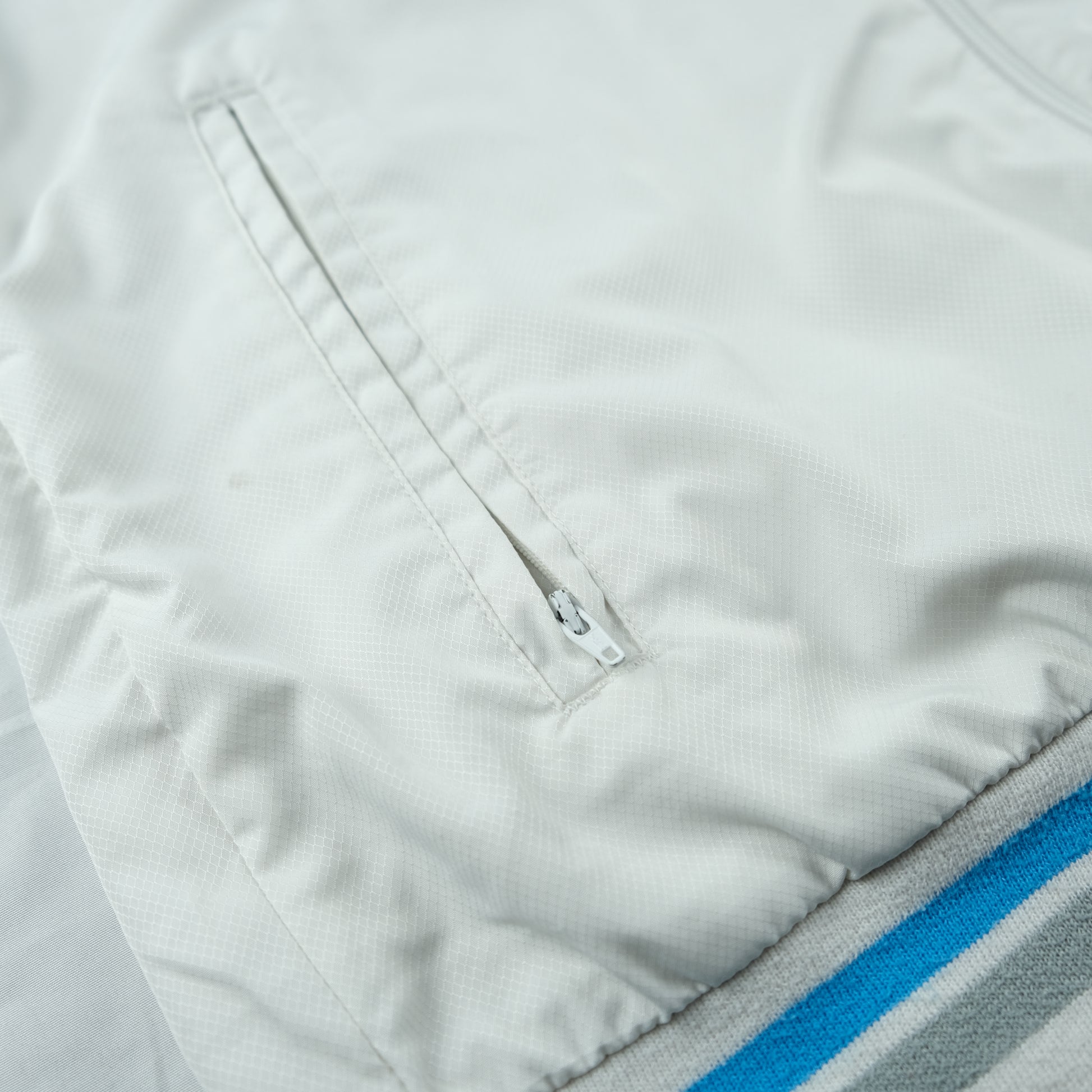 Lacoste Trackjacke Vintage weiss Ansicht 4