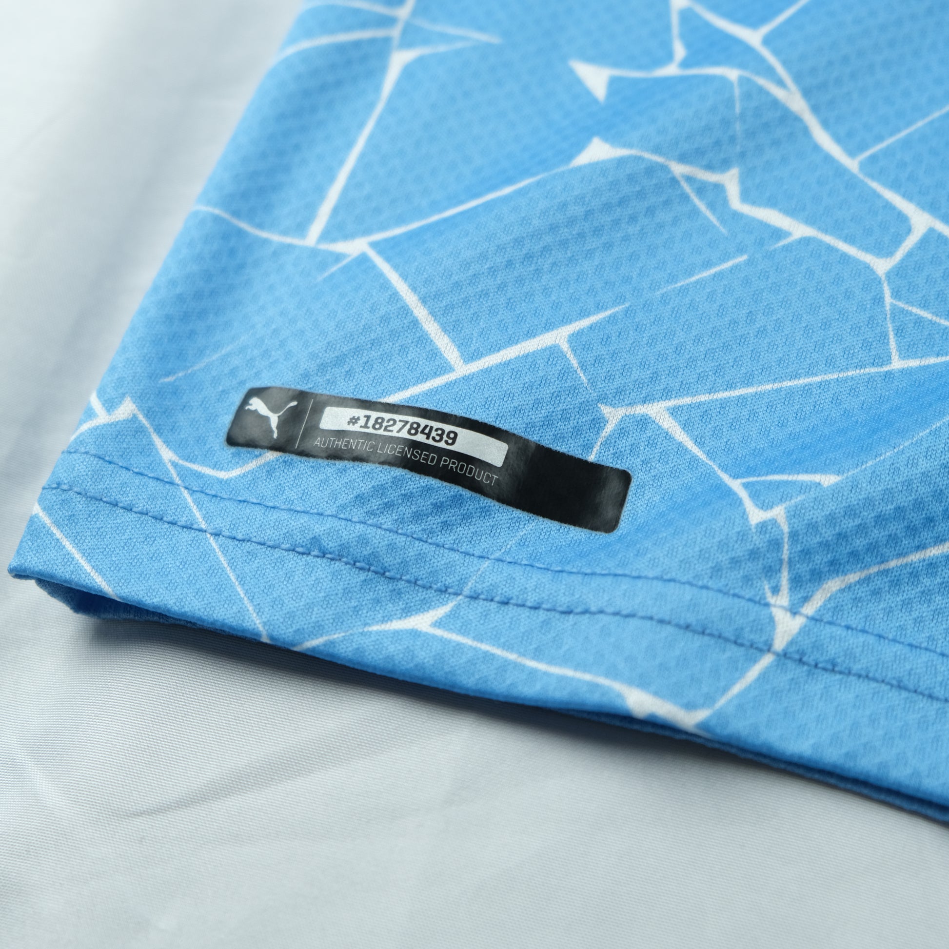 Puma Trikot Vintage M Detailansicht