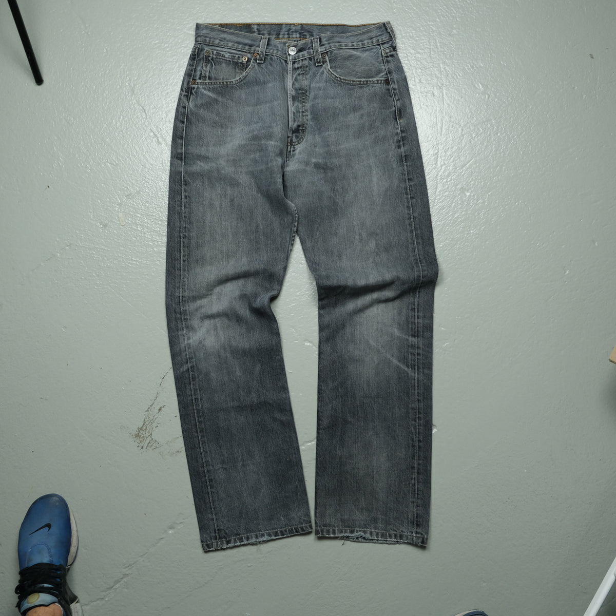Levis 501 Jeans Vintage dunkelgrau Ansicht 4