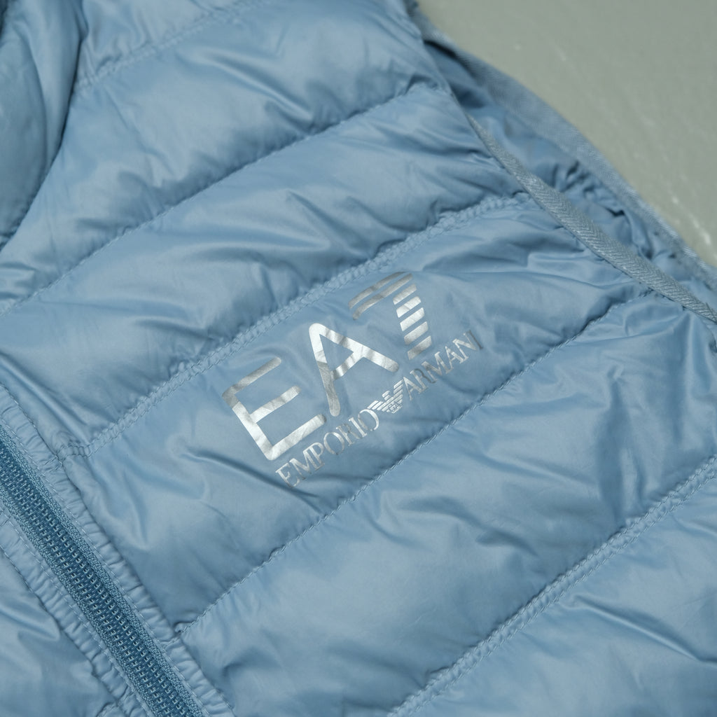 EA7 Weste Vintage S-M Detailansicht