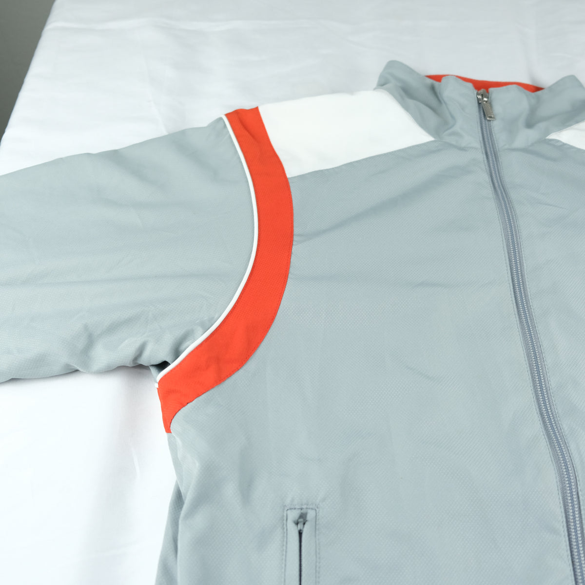Lacoste Trackjacke Vintage silber Ansicht 4