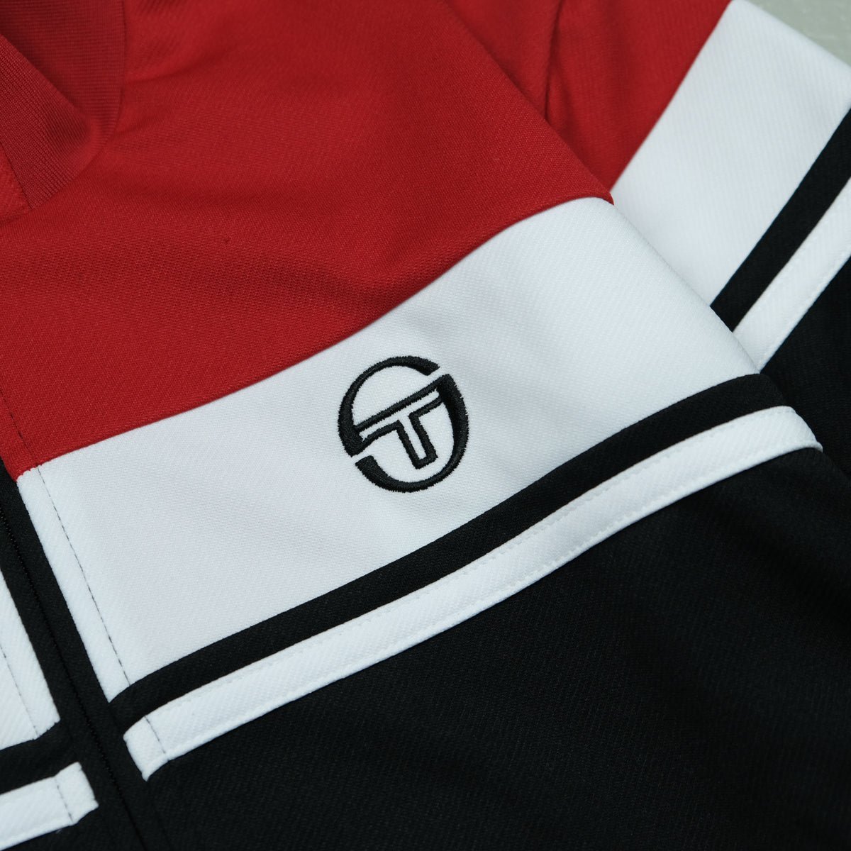 Sergio Tacchini Trackjacke Vintage L Detailansicht