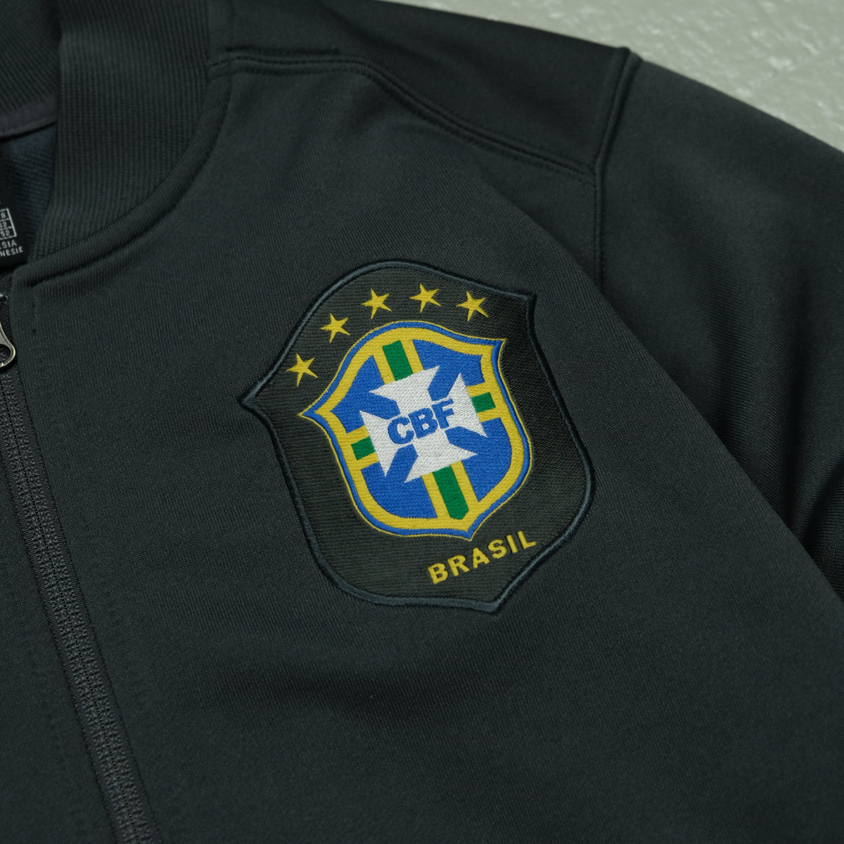 Nike Trackjacke Vintage M Detailansicht