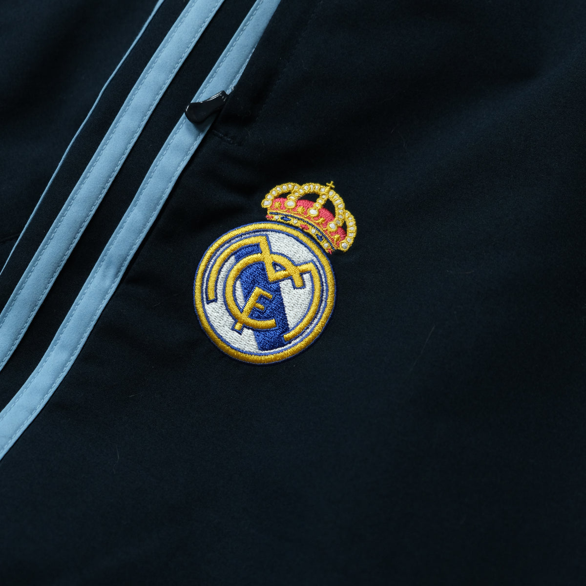 Adidas Tracksuit Vintage M Detailansicht