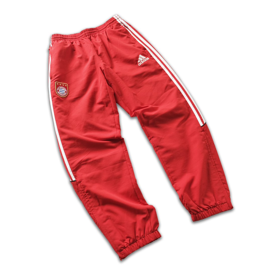 Bayern Trackpants (M-L)