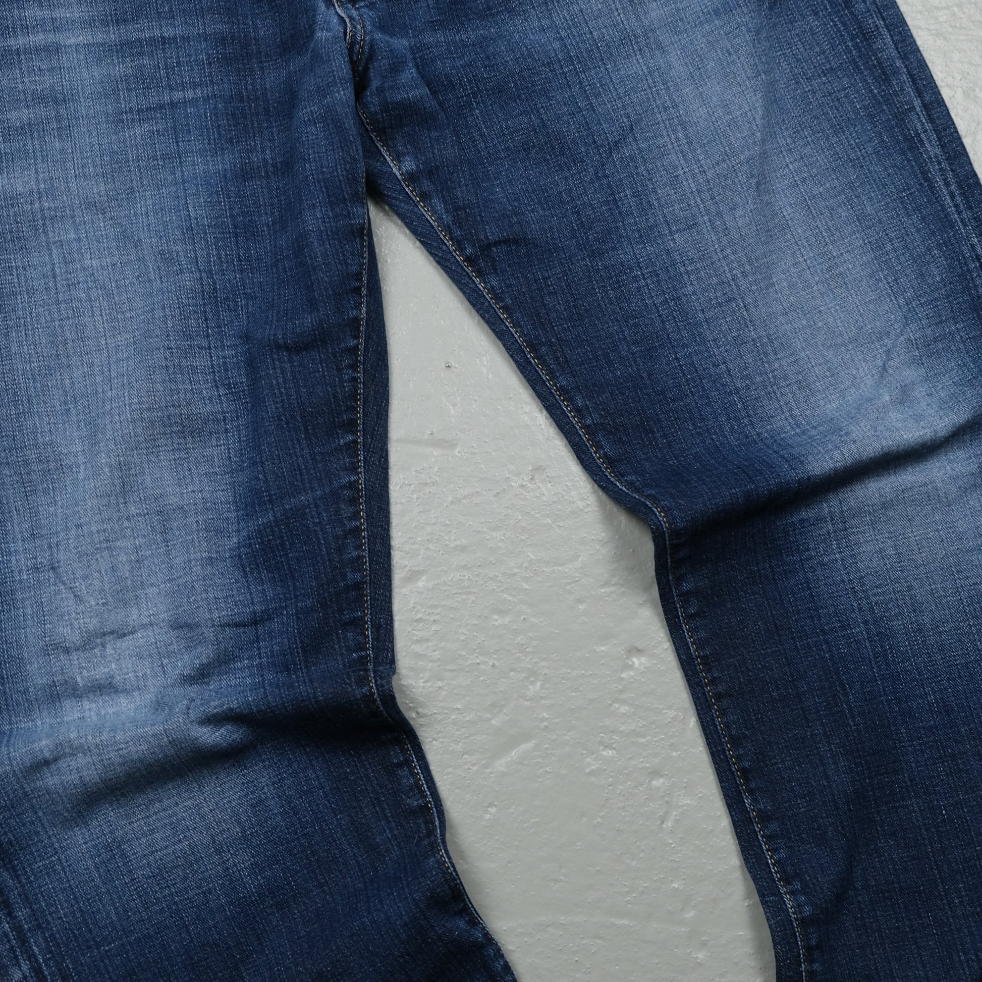 Armani Jeans (38)