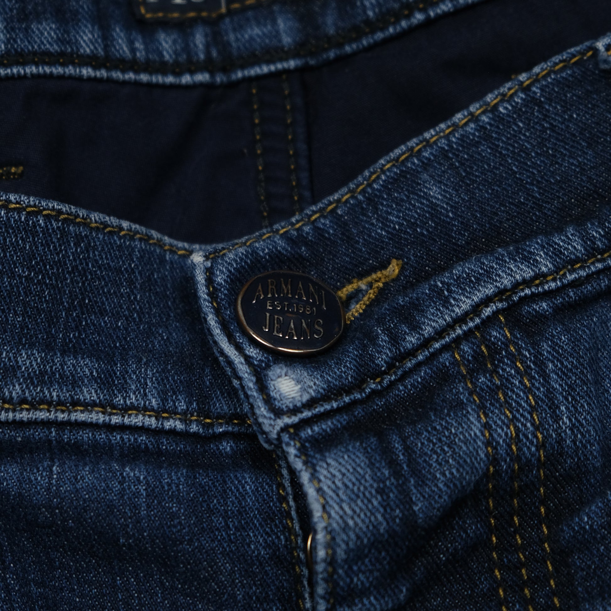 Armani Jeans (38)