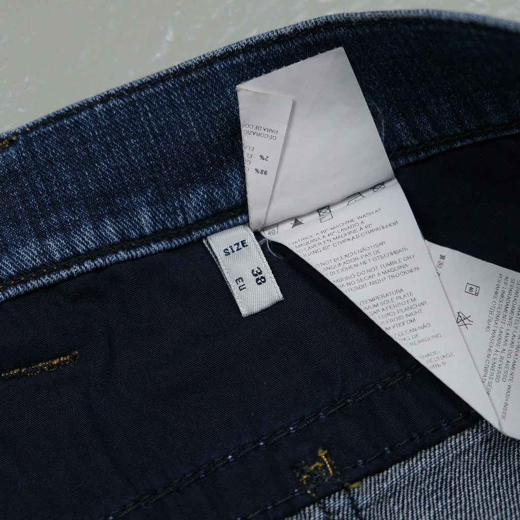 Armani Jeans (38)