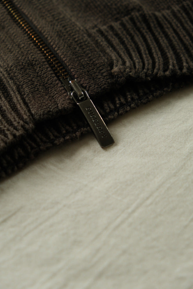 Burberry Zipper (M-L)