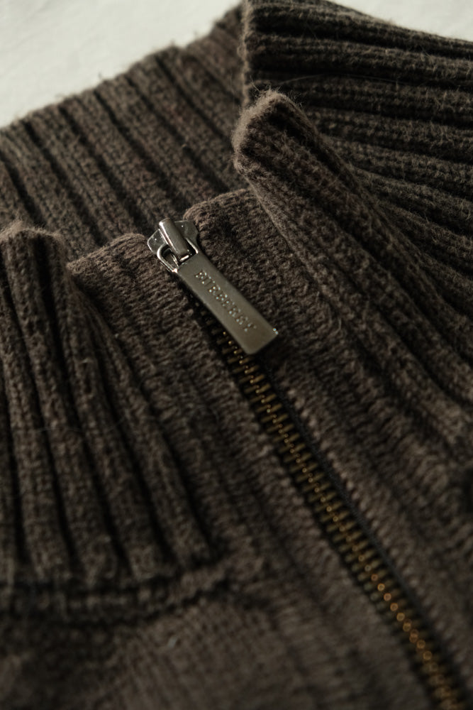 Burberry Zipper (M-L)