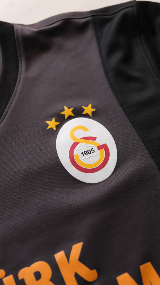 Galatasaray Jersey (M)