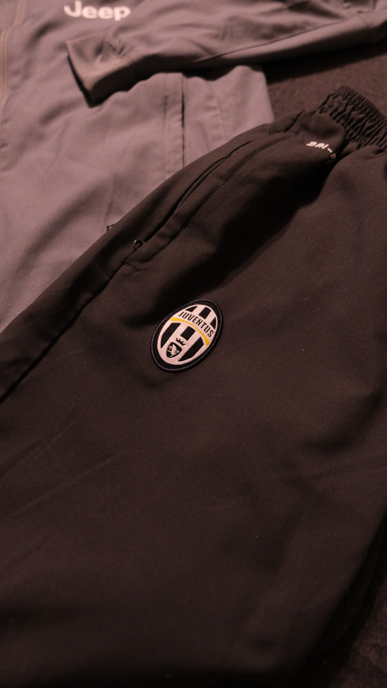 Juventus Tracksuit (M)