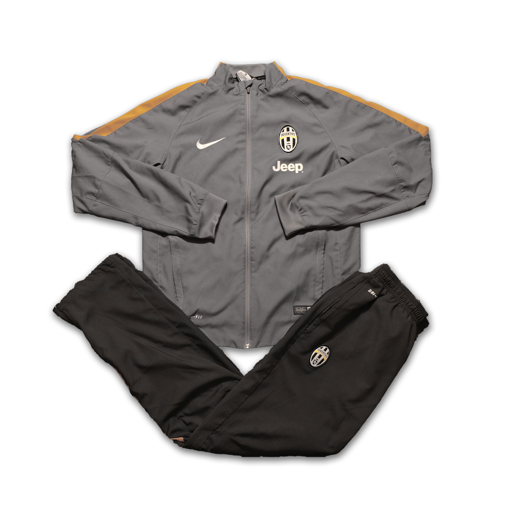 Juventus Tracksuit (M)