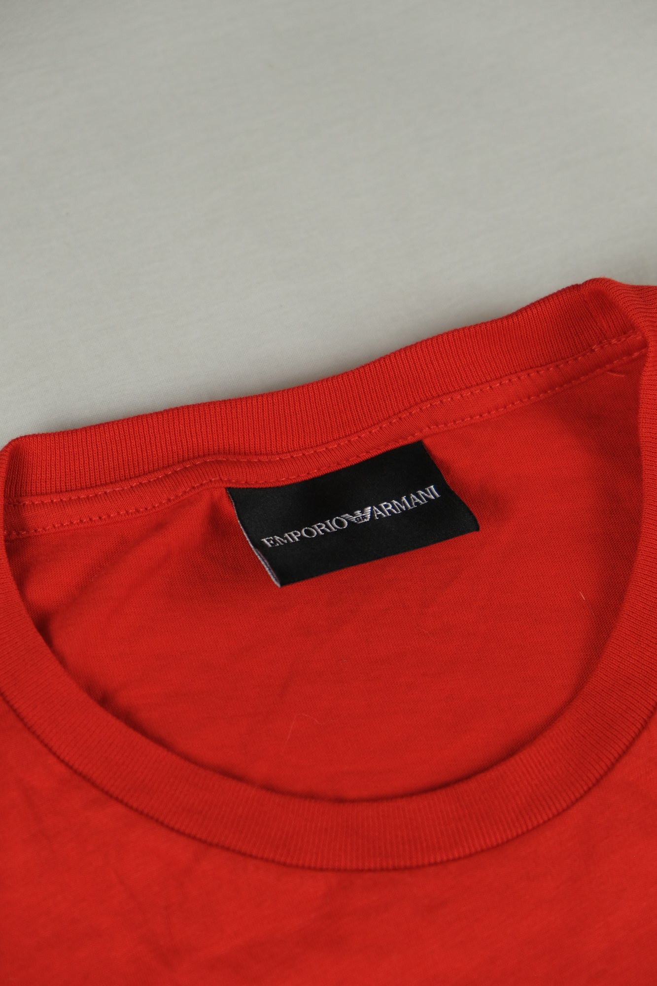 Armani T-Shirt (S)