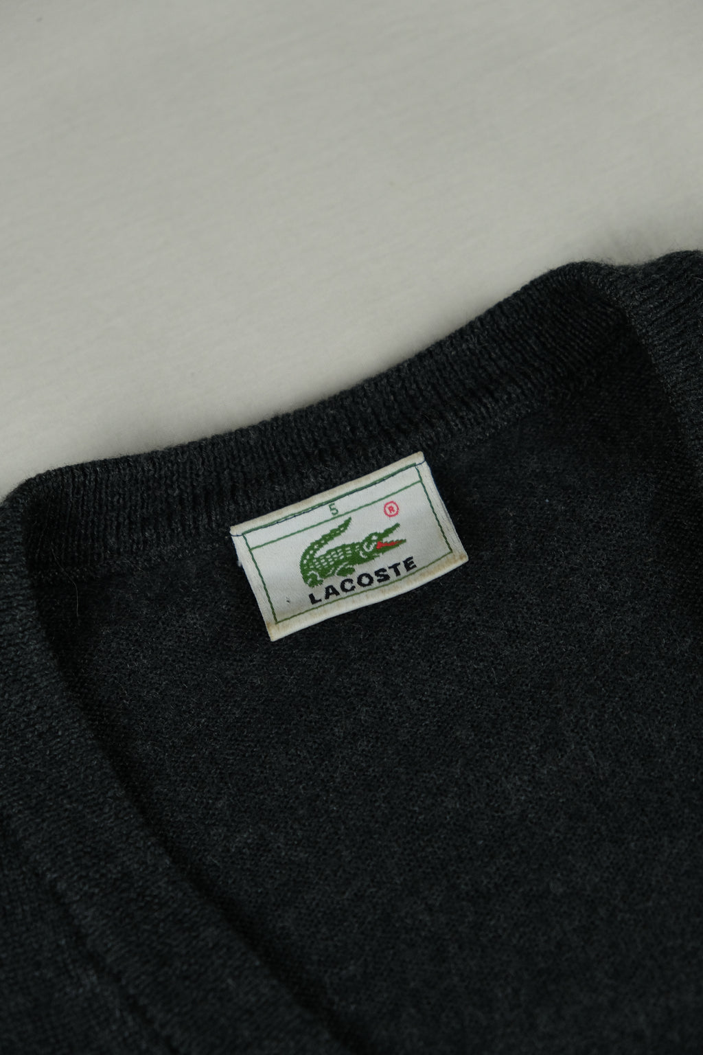 Lacoste Sweater (S-M)